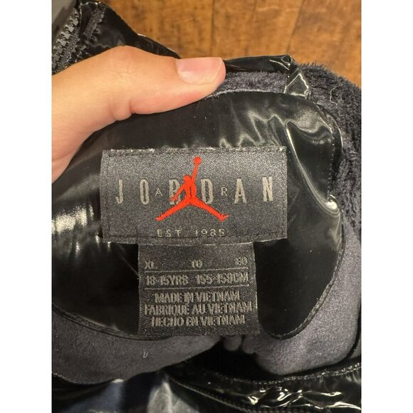 Nike Kids Air Jordan Boxy Fit Puffer Jacket Shiny XL EUC - Picture 4 of 5